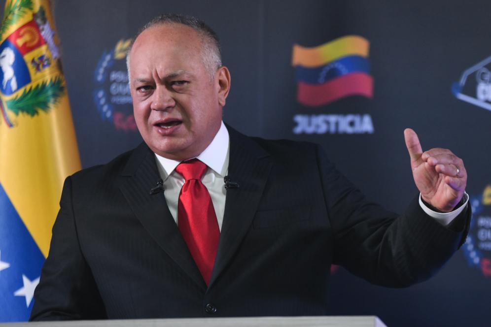 El ministro venezolano del Interior, Justicia y Paz, Diosdado Cabello, habla durante una conferencia de prensa, en Caracas, Venezuela, el 25 de agosto de 2025. (Xinhua/Marcos Salgado)