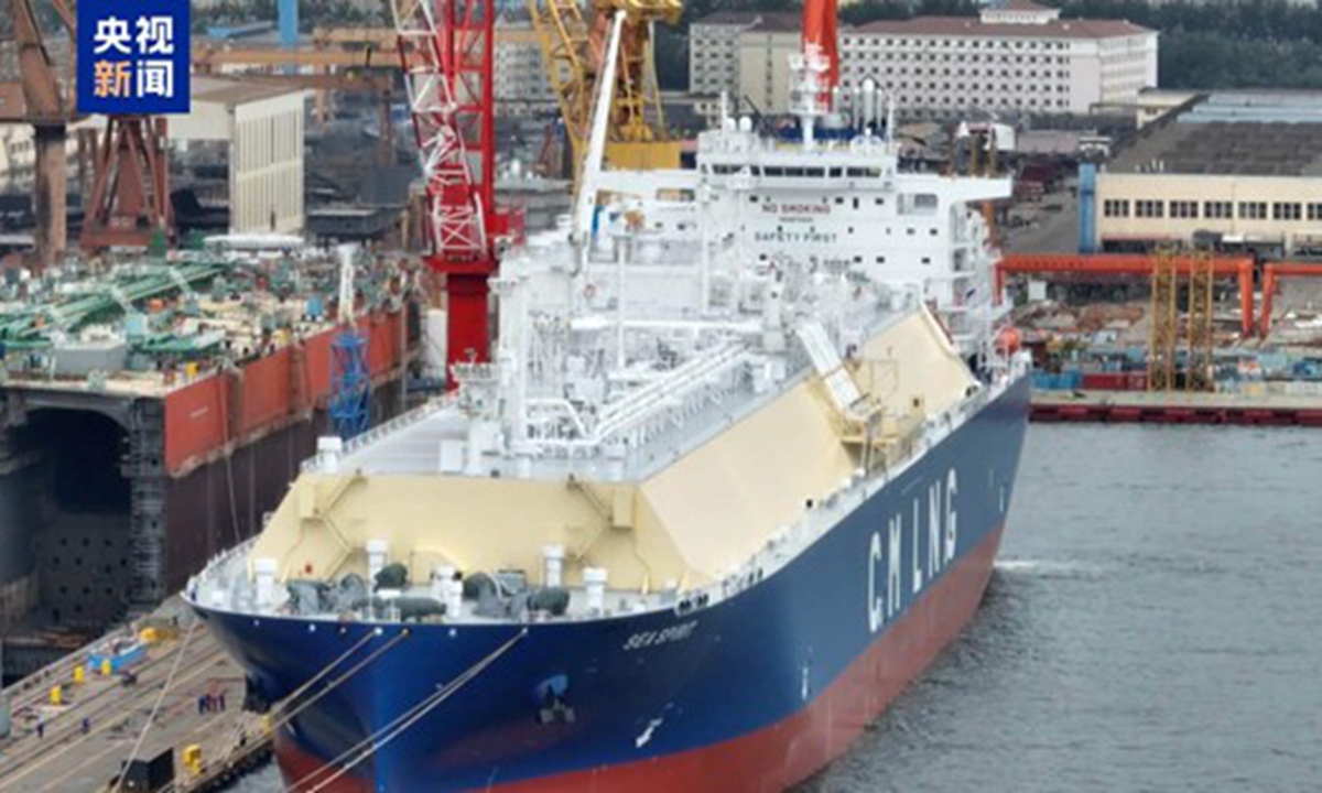 El buque metanero Haiyun. Foto: Captura de pantalla de CCTV News