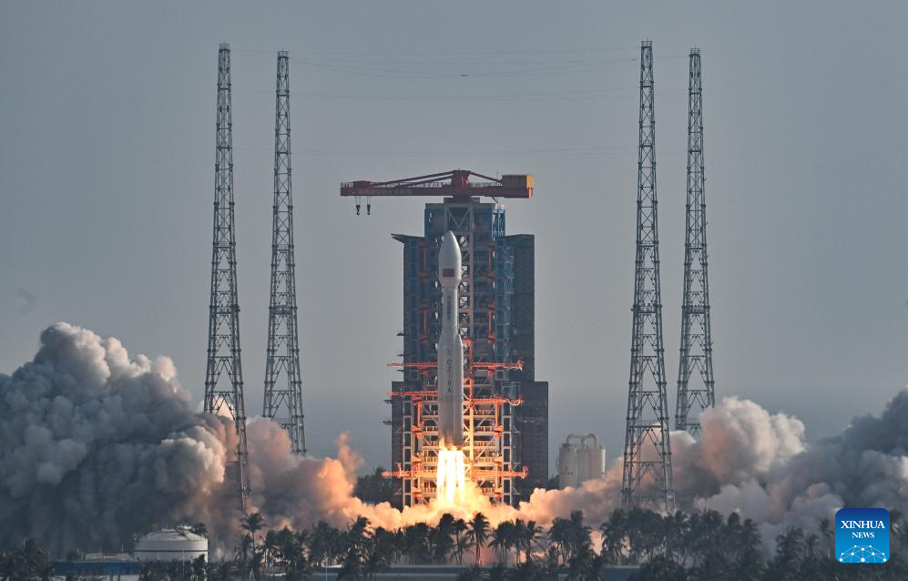 China lanza con éxito nuevo grupo de satélites de internet